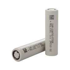 Molicel P30B 18650 Li-Ion akkukenno 3000 mAh 3,6V / Ei suojapiiriä / Flat-top